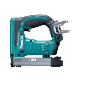 Makita DST221Z Cordless Stapler 18V 22mm